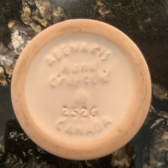 Collectible 1970s ABENAKIS BEAUCEWARE. Cream & Sugar. Canadian Pottery. - Picture 6 of 9